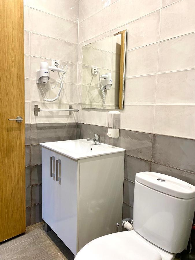 Apartamentos Fuencarral Madrid Exterior photo