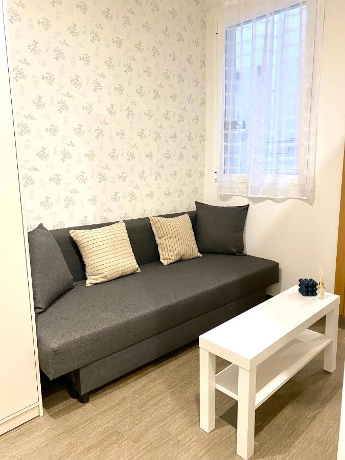 Apartamentos Fuencarral Madrid Exterior photo
